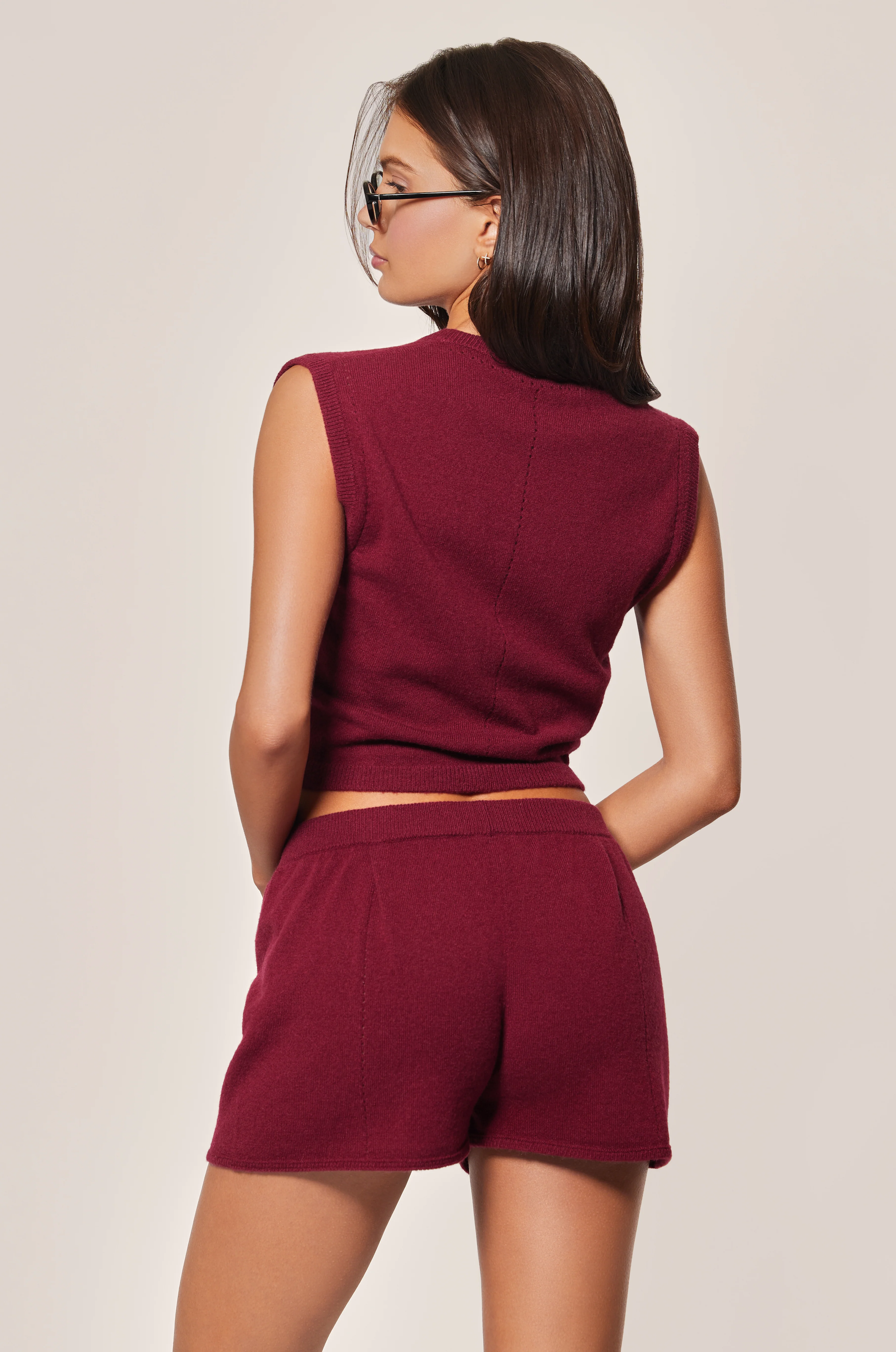 CASHMERE KNIT CROPPED VEST - Image 3