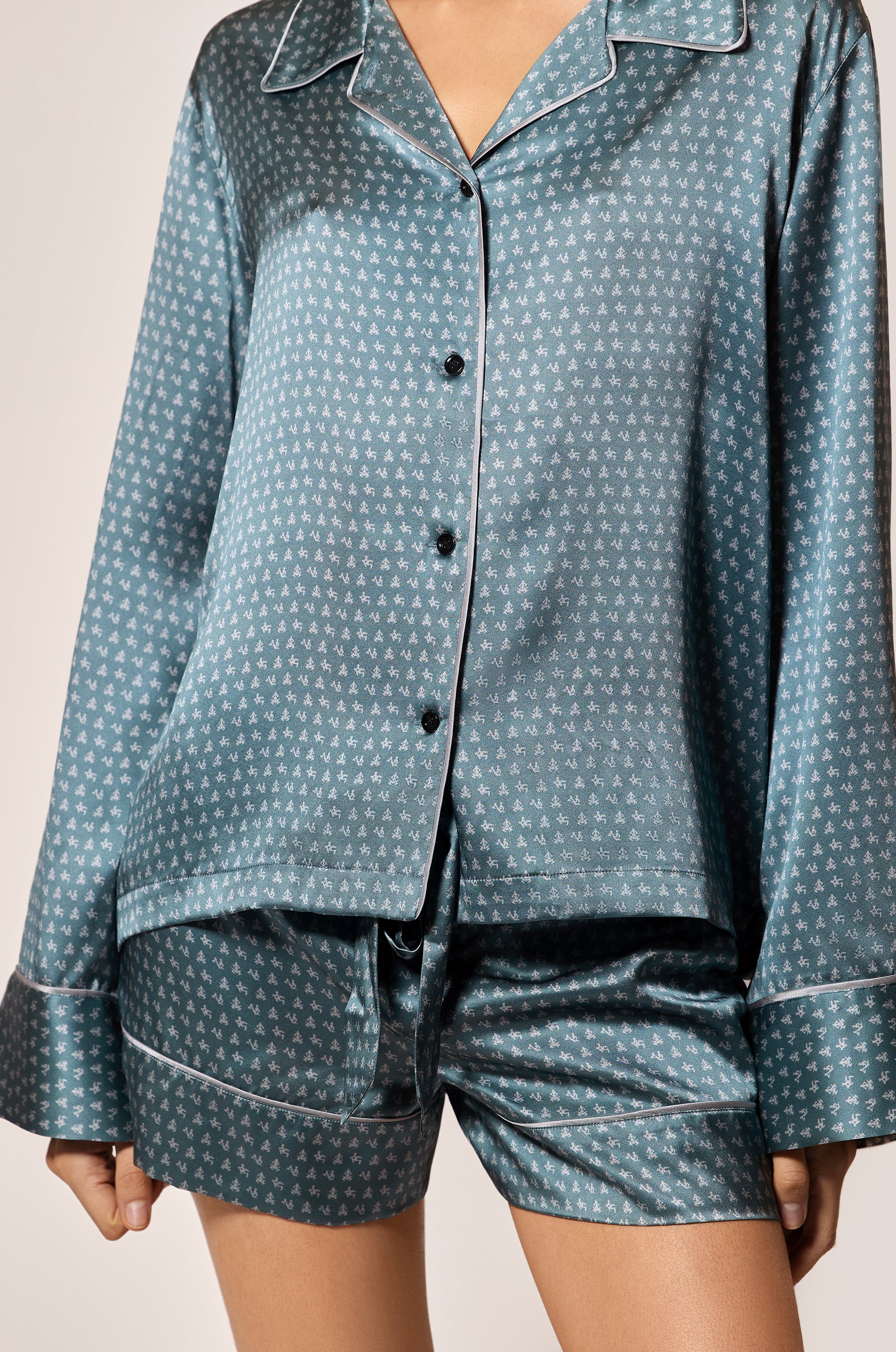 SILK LOUNGE MOI ET TOI LONG SLEEVE PJ TOP - Image 2